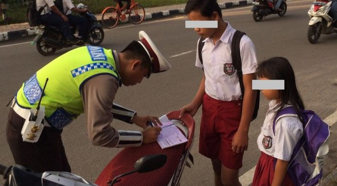 Polisi Siap Datangi Arisan Emak-emak Ajari Keselamatan Berkendara