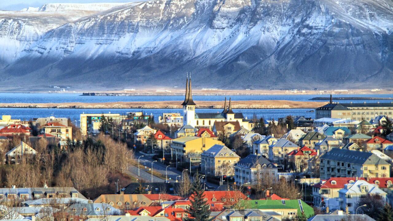 melihat islandia,negara paling atheis sedunia