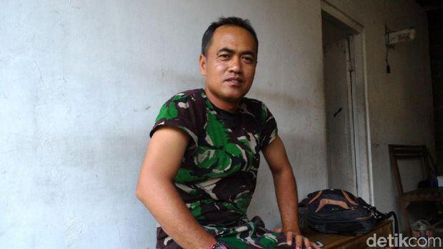 Sambilan Prajurit TNI Kita: dari Wasit Bola hingga Ngangon Kambing