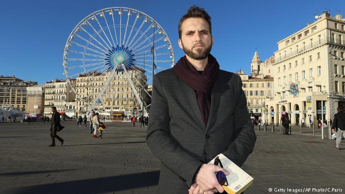 Cerita Tentang Zahed, Seorang Imam Gay di Paris