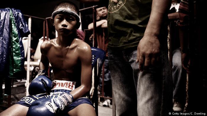 Mengintip Bisnis Gelap Tinju Anak di Thailand