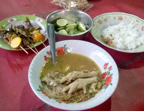 7 Tempat Makan Soto Yang Enak Banget di Jakarta!