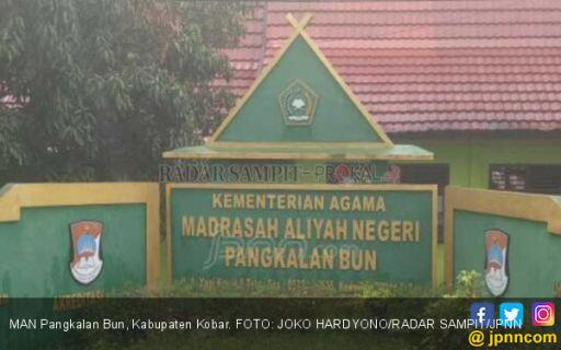 Mangkir Dari Hukuman, 6 Siswa Ditampar Guru