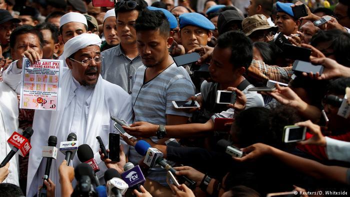 Kasus-Kasus Yang Melilit Habib Rizieq Shibab