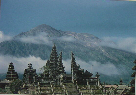 Rekam Jejak Letusan GUnung Agung