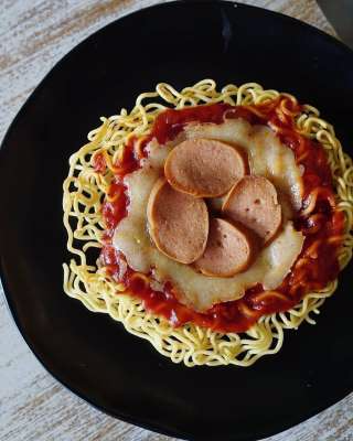 Tempat Nongkrong Buat Agan Yang Doyan Banget Sama Indomie