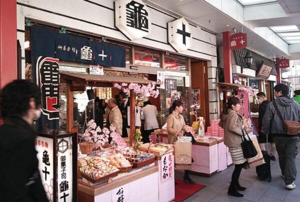 Beberapa Toko Ini Jadi Lokasi Terfavorit Buat Makan Dorayaki di Jepang, Gan!