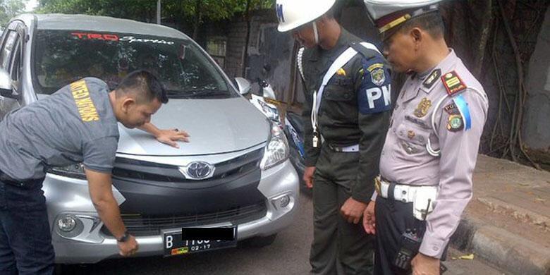 7 Jenis Pelat Nomor yang Diincar Polisi