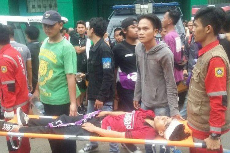 Lawan Persita Tangerang, Anggota TNI Ikut Dukung PSMS Medan