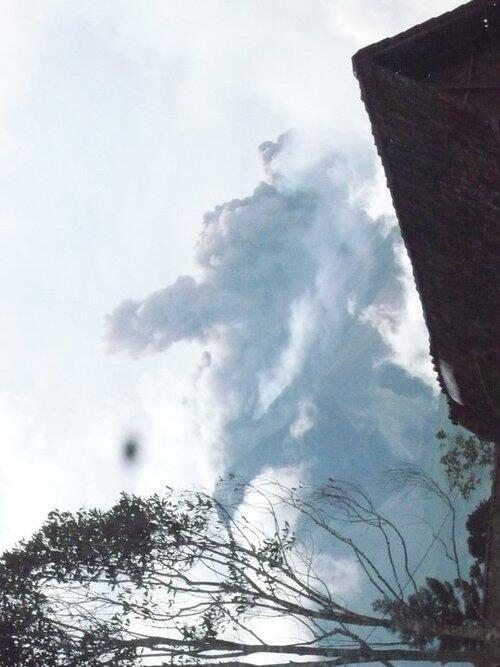 Inilah 9 Makhluk Halus yang Dipercaya Sebagai Penjaga Merapi, Siapa Saja?