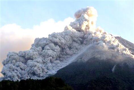Inilah 9 Makhluk Halus yang Dipercaya Sebagai Penjaga Merapi, Siapa Saja?