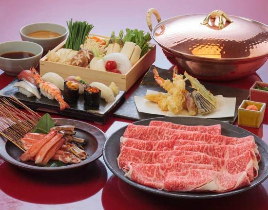 Slurrp! Asyiknya Makan Siang Hangat dengan Shabu-shabu di 6 Tempat Ini