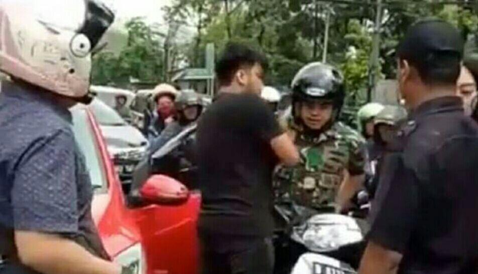 Viral, Video Prajurit TNI Versus Pemuda di Pulogadung

