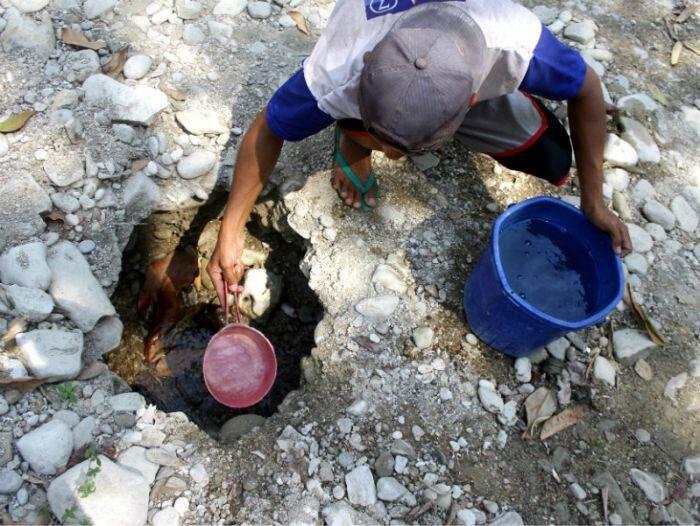 Mereka Harus Mengandalkan Hujan untuk Minum