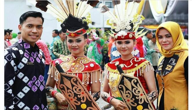 Wanita Dayak Bikin Mata Seger (masa sih)