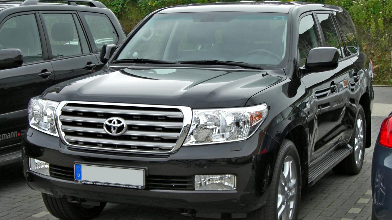 Anies-Sandi Bakal Gunakan Land Cruiser Selama Pimpin DKI
