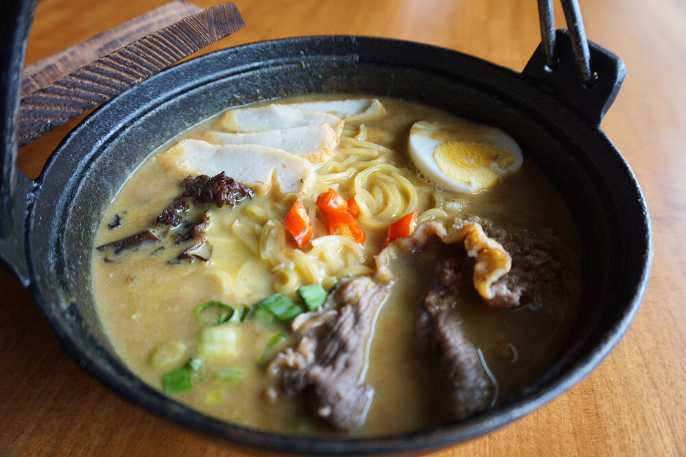 Ramen yang Pedasnya Membakar Lidah Bisa Dicoba di 7 Tempat Ini!