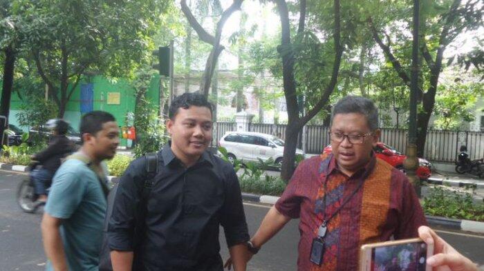 Fuad Bernardi Diminta Bantu Telekonferensi Mega dengan Risma