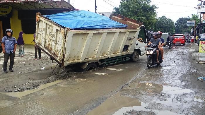 Medan Disebut Sebagai Kota Sejuta Lobang, Ini Tanggapan Wali Kota