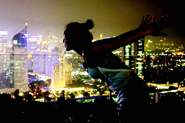 Pilates di Antara Pencakar Langit