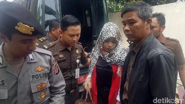 Sri Rahayu Penghina Jokowi Terancam Penjara 6 Tahun