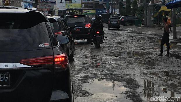 Pascadisentil Jokowi, Dzulmi Eldin Sulap Jalanan di Kota Medan