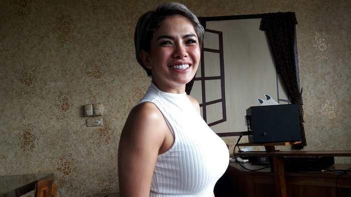 Belum Bisa Melupakan Bule Si Mantan Pacar, Nikita Mirzani: Bentuknya Kayak Pisang Sih
