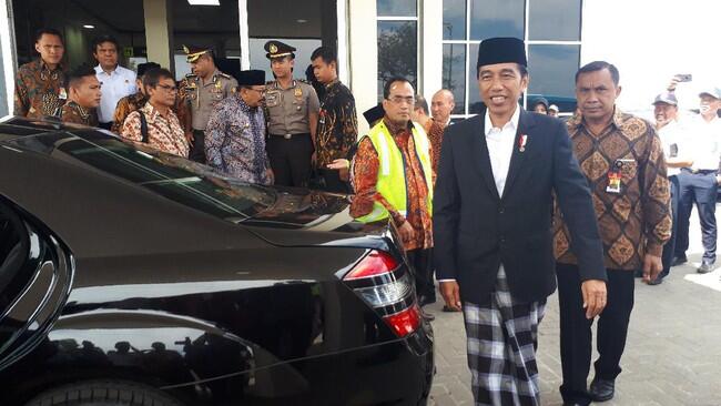Safari Jokowi ke Para Kiai dan Santri