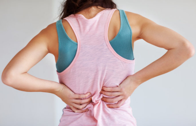 5 Manfaat luar biasa minum air putih di pagi hari