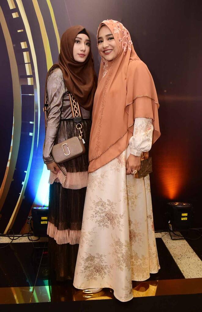 Tengku Syaira Anataya, Cantiknya Bikin Adem