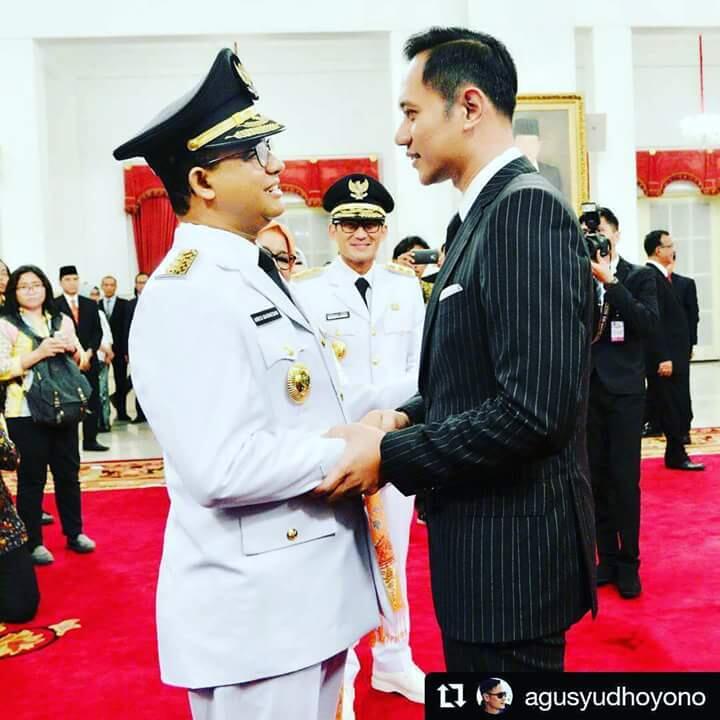 Yang Muda Negarawan, Yang Tua Malah Sariawan