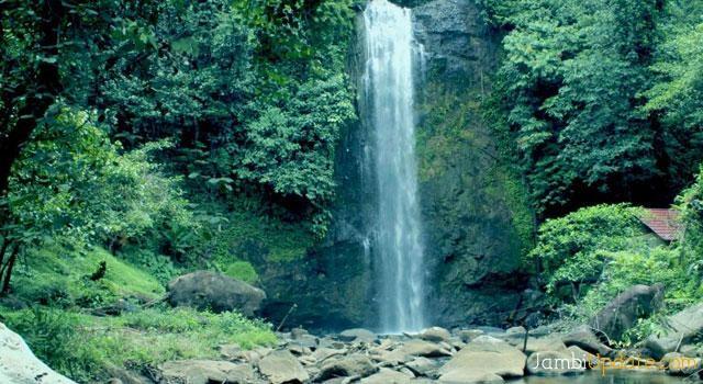 Destinasi Wisata Yang Wajib Dikunjungi Dipesisir Timur Bagian Tengah Pulau Sumatera.