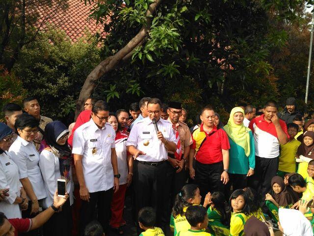 Sandi Minta Warga Bersabar soal Reklamasi