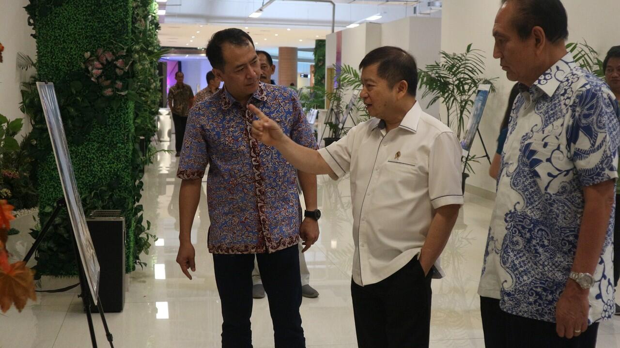 MEIKARTA SELARAS DENGAN VISI PEMERINTAH