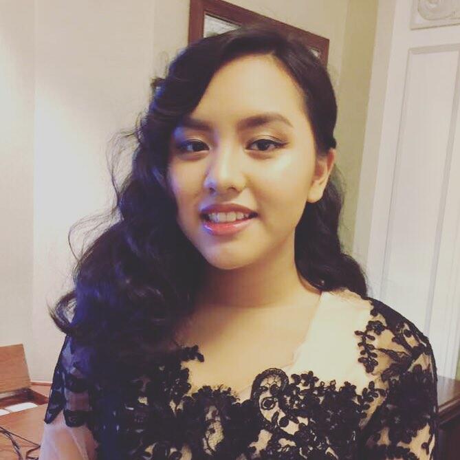 Pesona Naja Dewi Maulana, Cewek Cantik Putri dari Armand Maulana