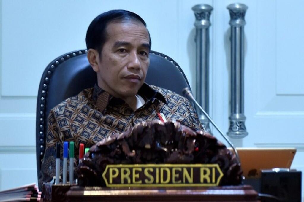 Jokowi: Ada Banyak Pertimbangan Menaikkan Cukai Rokok