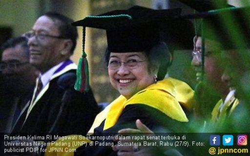 Saat Megawati Juga Berbicara tentang Pribumi