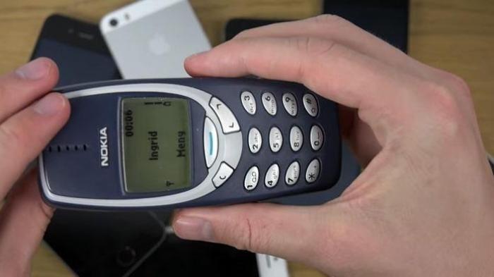 Ternyata ini alasannya wanita zaman now menggandrungi Hp Nokia 3310 zaman past 