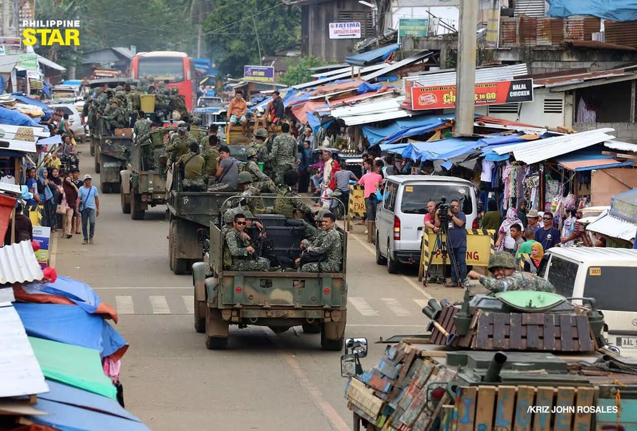 Potret Bahagia Pemulangan Tentara Filipina Setelah Mengalahkan Teroris Militan Islam