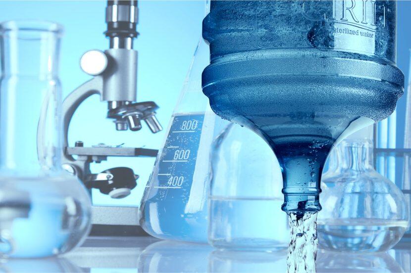 Air Mineral Kemasan vs Air Isi Ulang. Mana Lebih Layak Untuk Dikonsumsi?