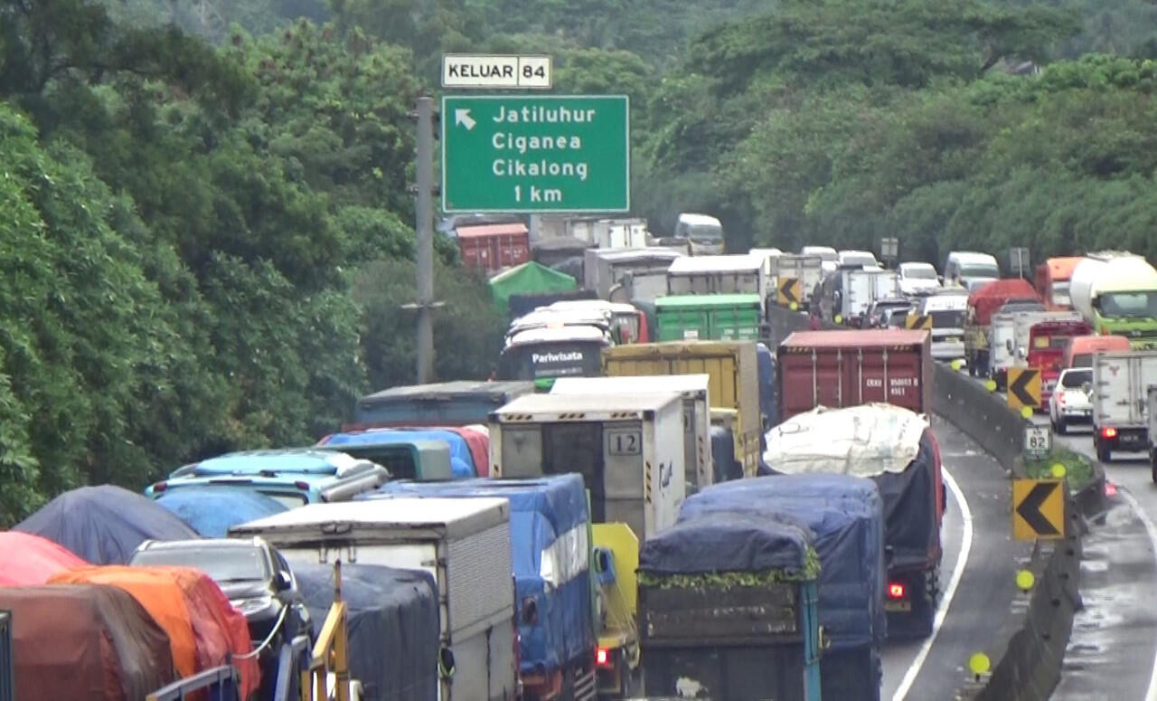 4 Penyebab Macet di Tol. Apakah Kamu Salah Satunya?