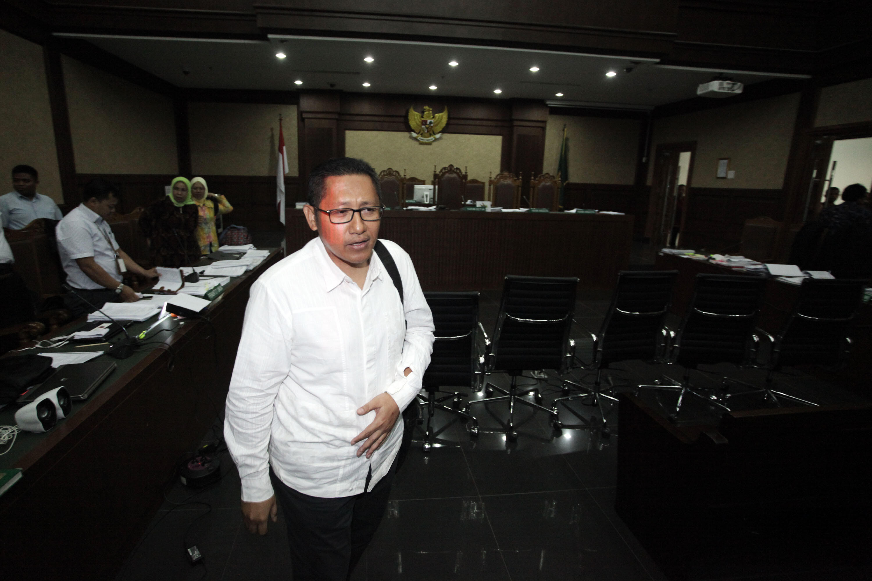 Sakit, Anas Batal Bersaksi di Kasus KTP-el