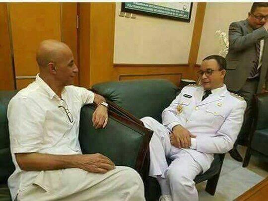 Tercatat Ada 4 Kontroversi Anies Baswedan Saat Berlalu Lintas di Jalan Raya