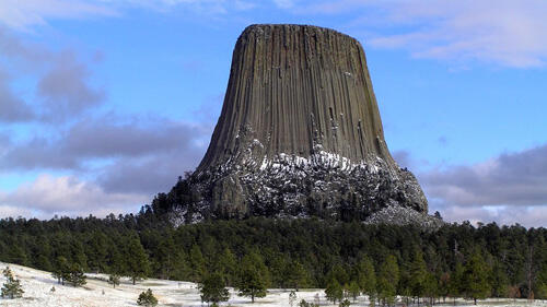 MISTERI Devils Tower!! GUNUNG ANEH ini DULUNYA POHON PURBA RAKSASA????