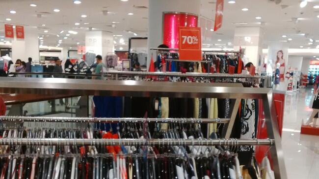 Debenhams Tutup Semua Toko Akhir 2017