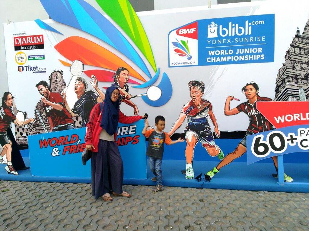 &#91;FR&#93; Holiday + Nonton Blibli.com Yonex Sunrise BWF World Junior Championships 2017