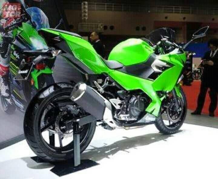 Ninja 250 Terbaru yang Lebih Ramping tapi Tenaga Bertambah &#91;Galeri&#93;