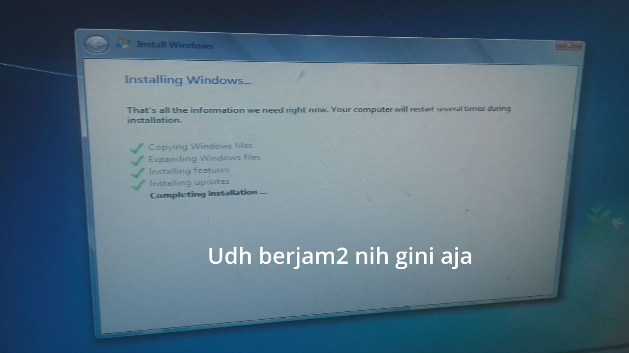 Mencoba Menginstal Ulang Windows