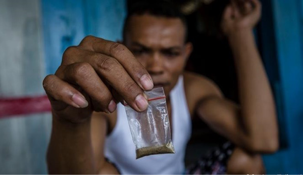 Sisi Lain Para Penambang Gunung Emas di Timika yang Bikin Pilu!