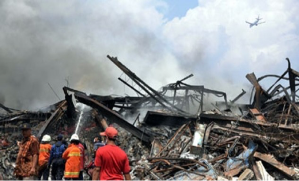 Inilah 6 Kebakaran Pabrik Terdahsyat yang Jadi Mimpi Buruk Bagi Para Pegawainya